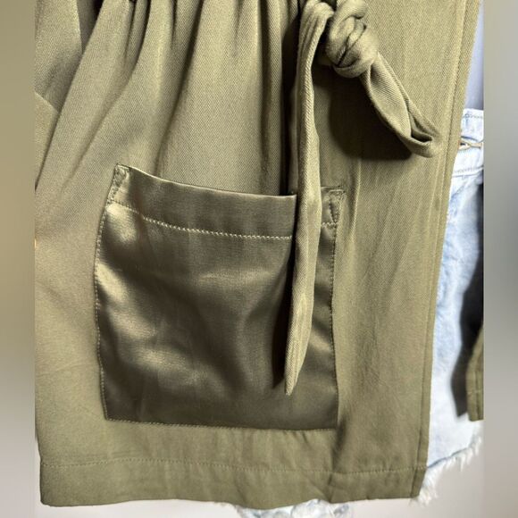 Apt. 9 Solid Roll-Tab Utility Jacket Olive Green. Size Small - Picture 5 of 10